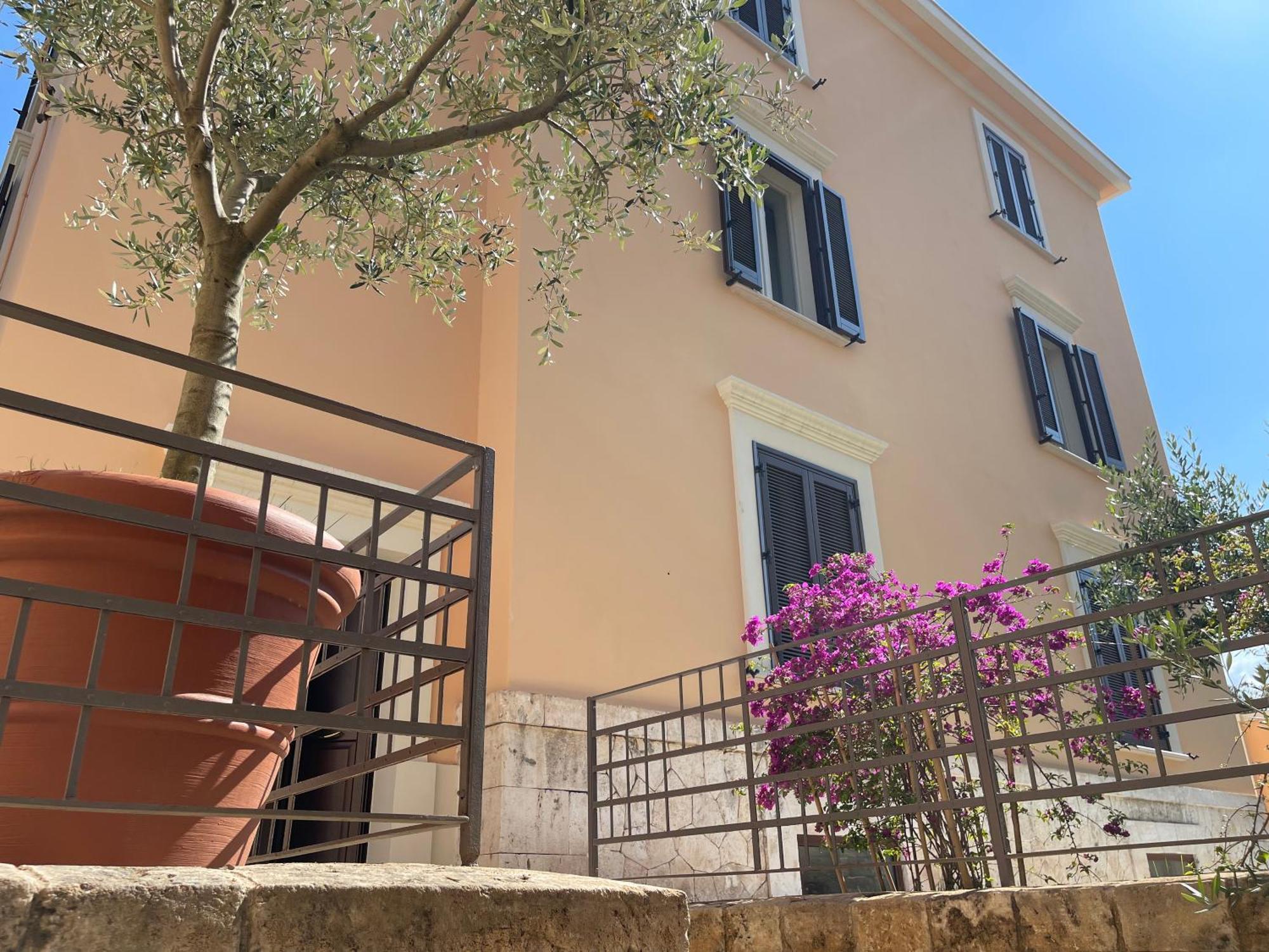 Palazzo Pitagora Hotel Таранто Екстериор снимка