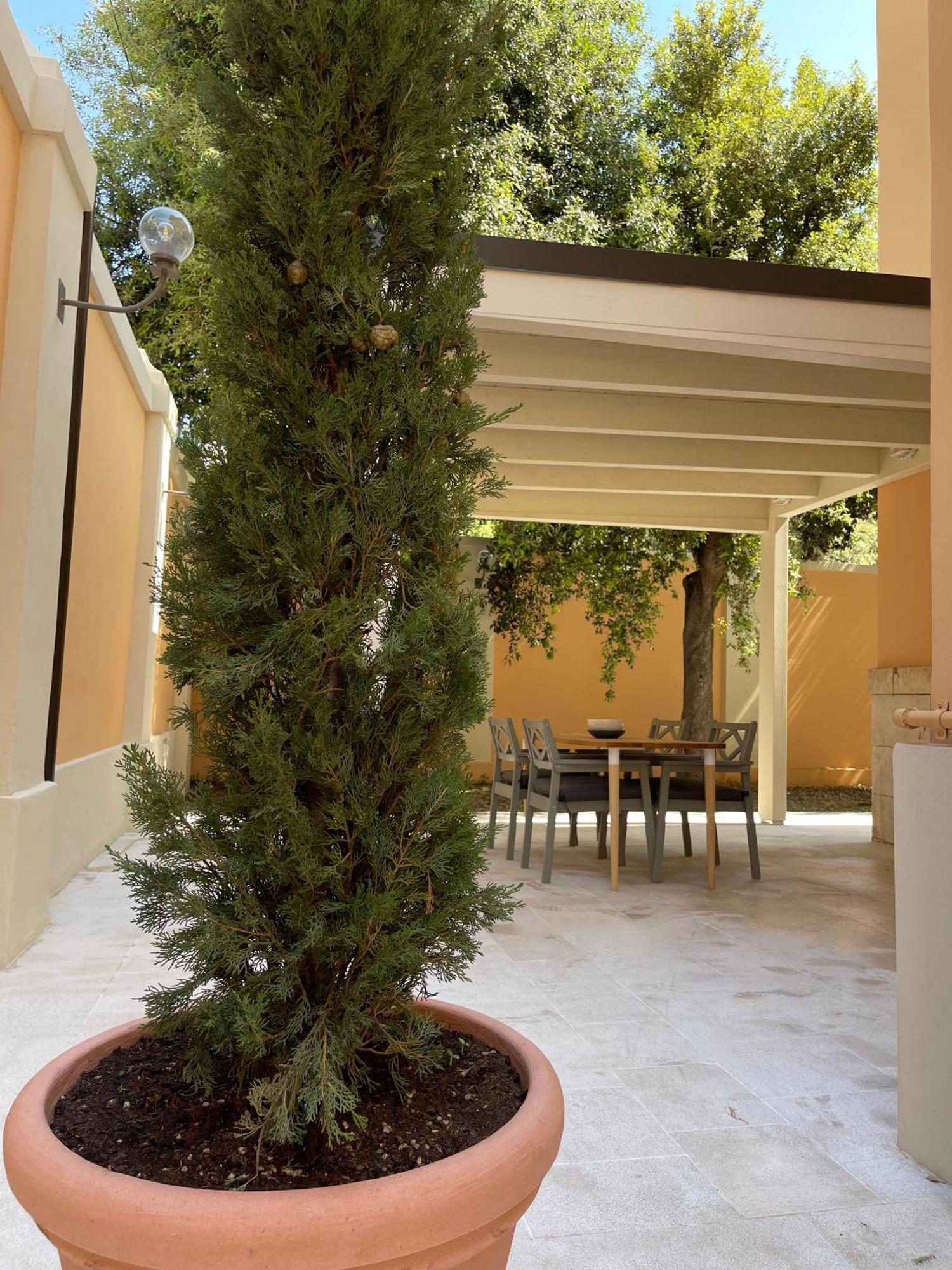 Palazzo Pitagora Hotel Таранто Екстериор снимка