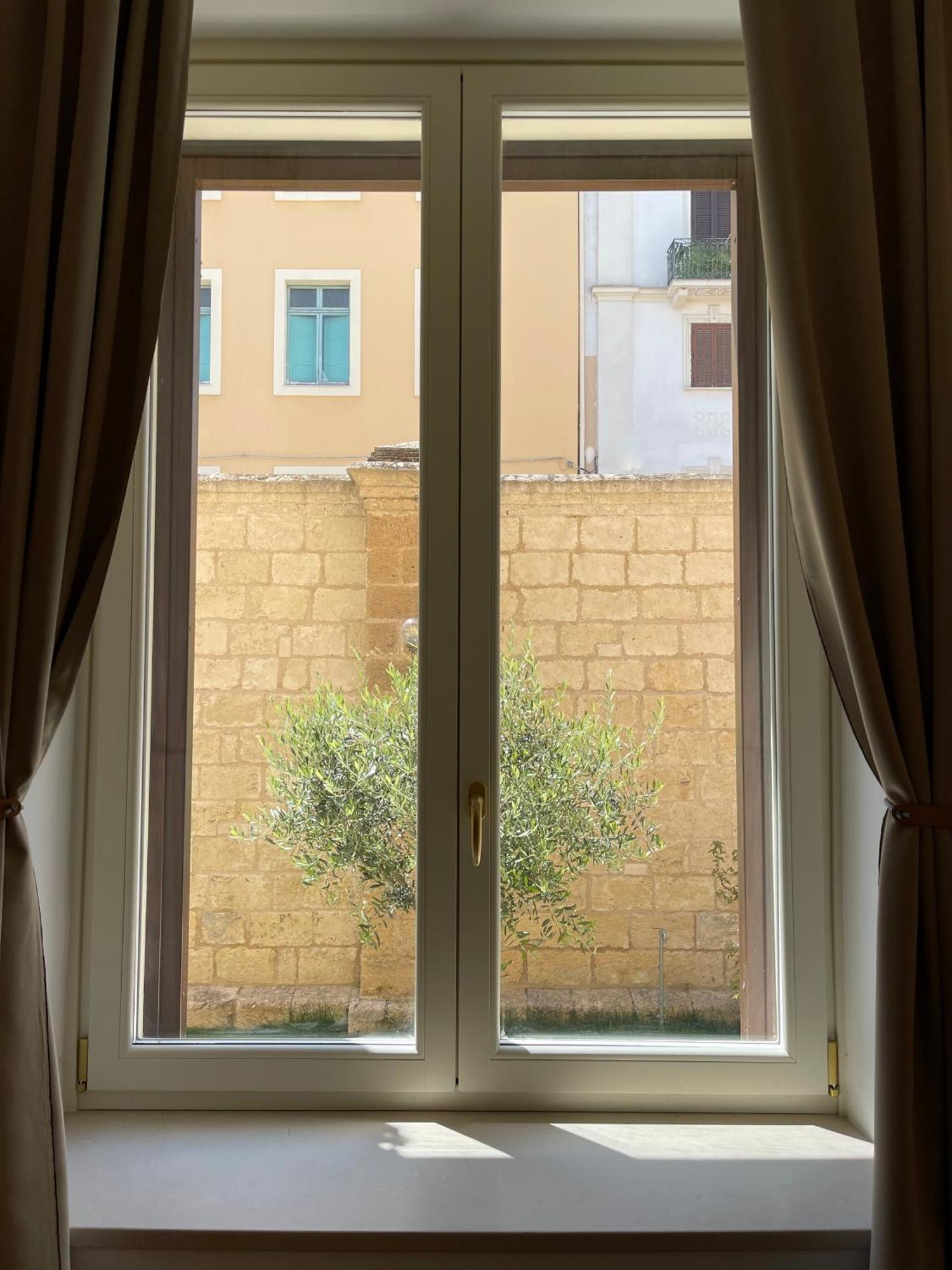 Palazzo Pitagora Hotel Таранто Екстериор снимка