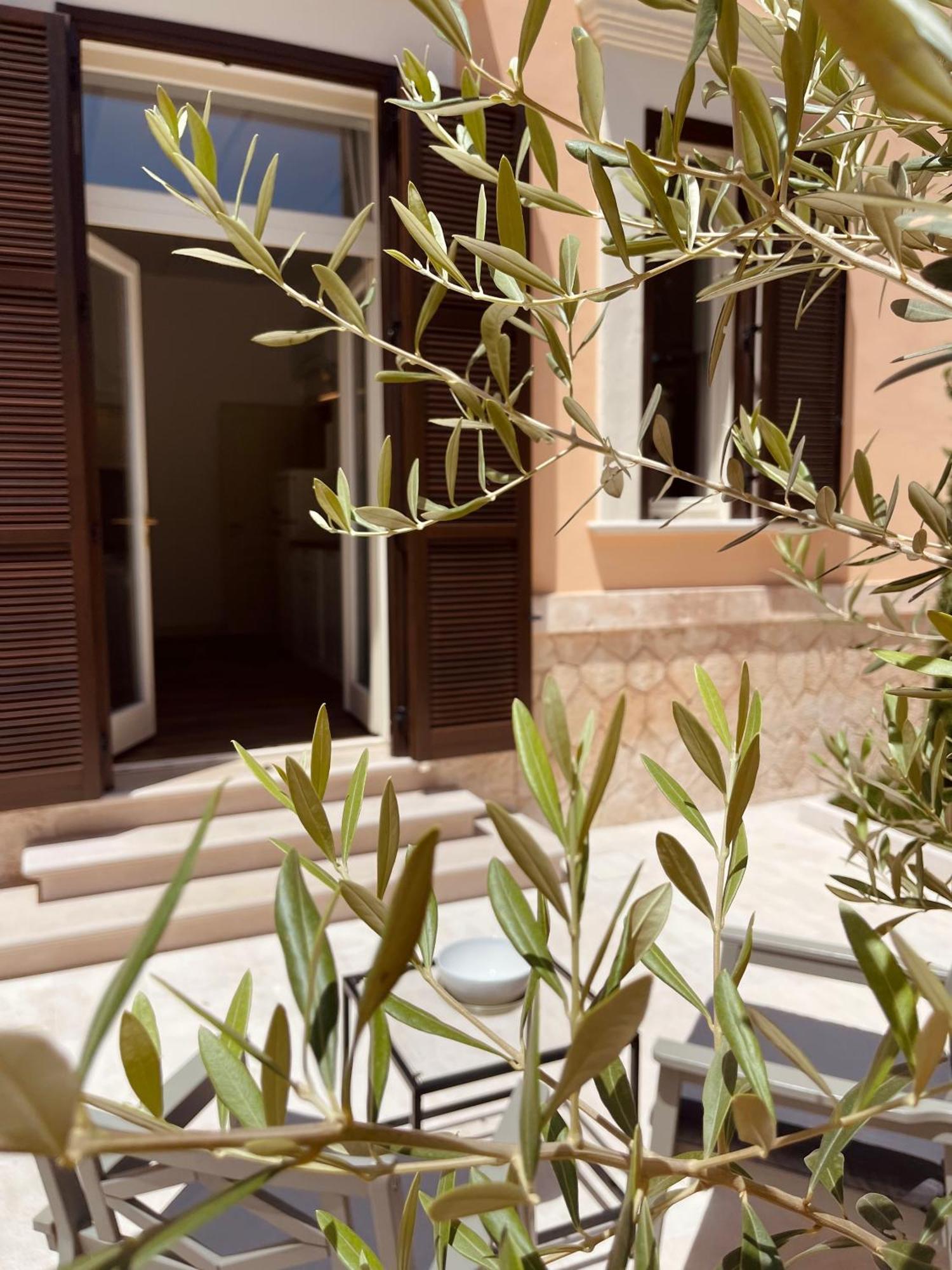 Palazzo Pitagora Hotel Таранто Екстериор снимка