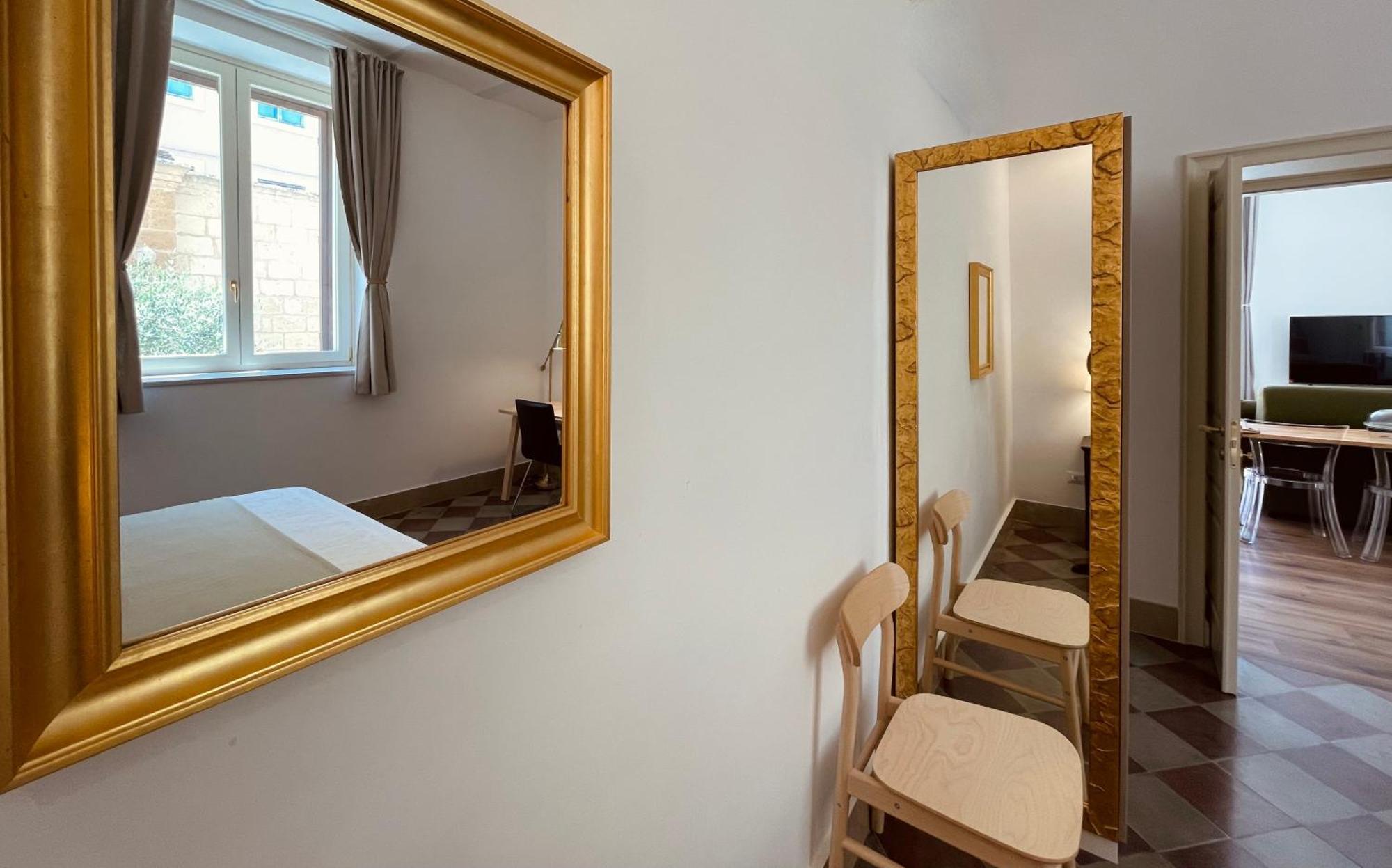 Palazzo Pitagora Hotel Таранто Екстериор снимка
