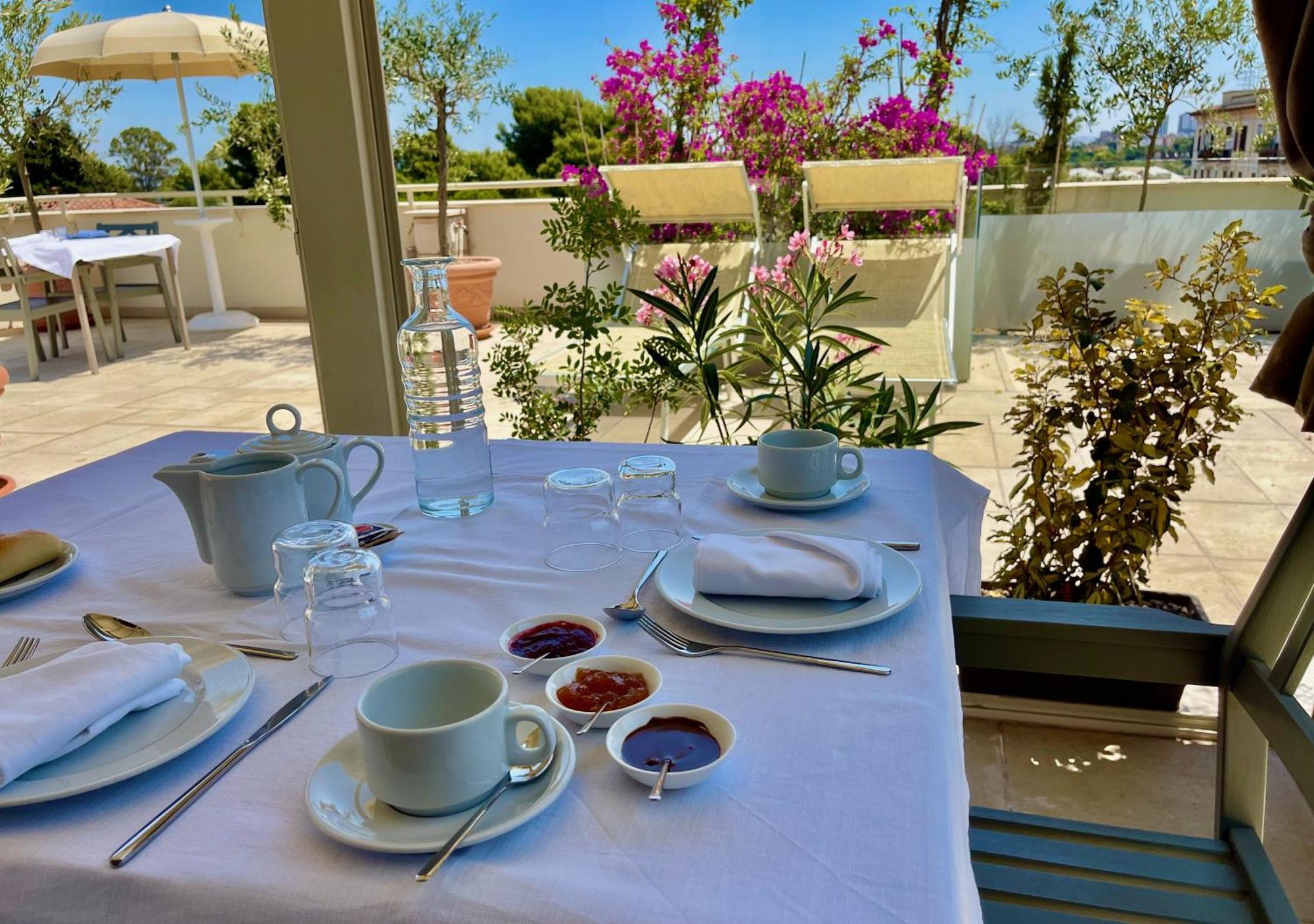 Palazzo Pitagora Hotel Таранто Екстериор снимка